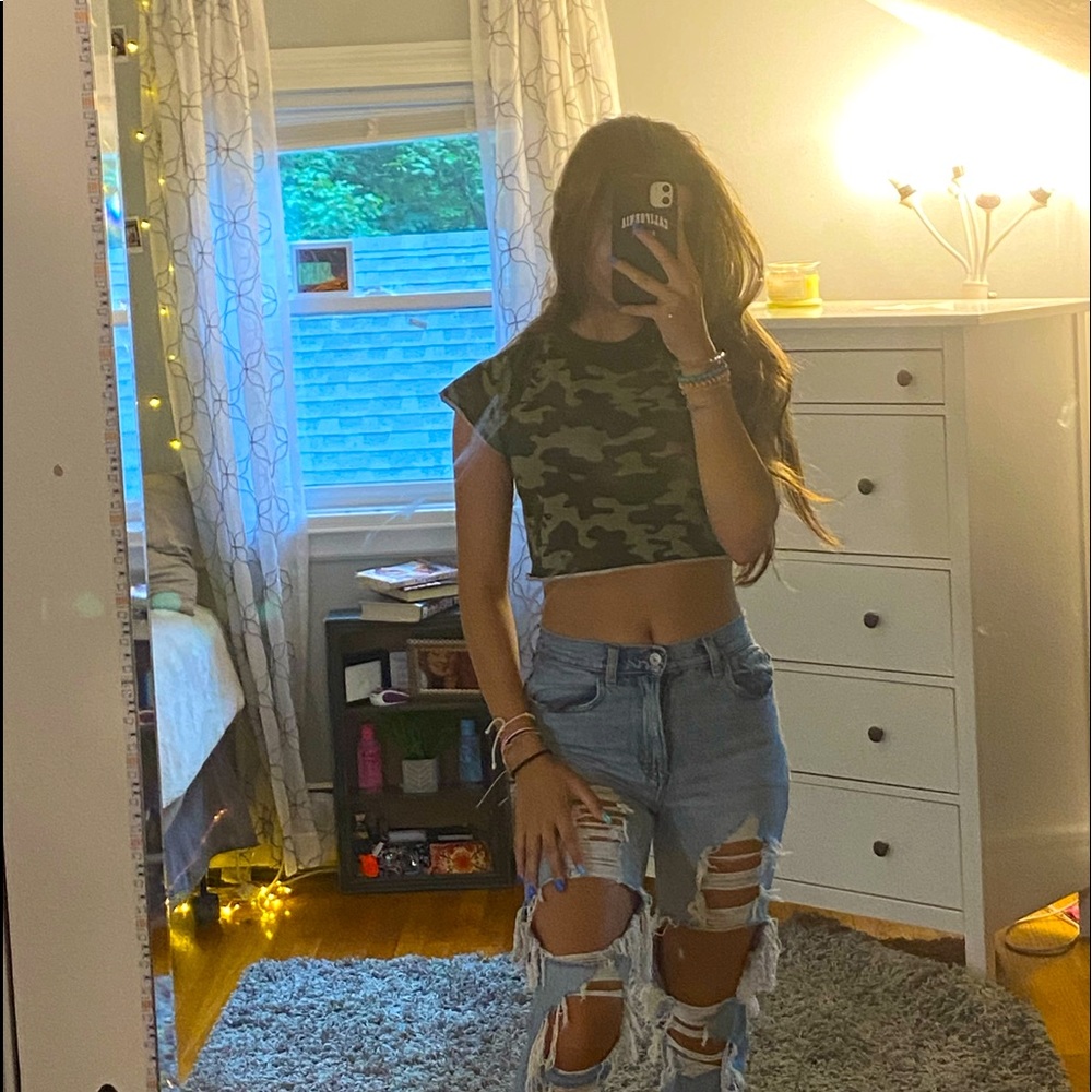army green crop top